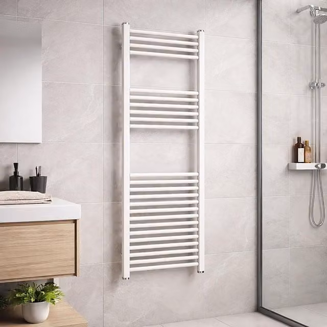 Lux Heat White Steel Towel Radiator, W: 120 cm, H: 60 cm