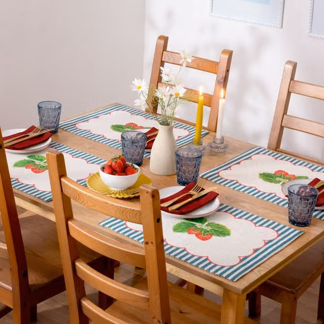 Wylder Nature Strawberry Stripes Set of 4 Blue Indoor Outdoor Placemats, W: 46 cm, D: 36 cm – 1