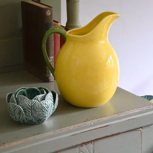 Madison & Mayfair Ceramic Reactive Glaze Jug in Yellow and Green – 1
