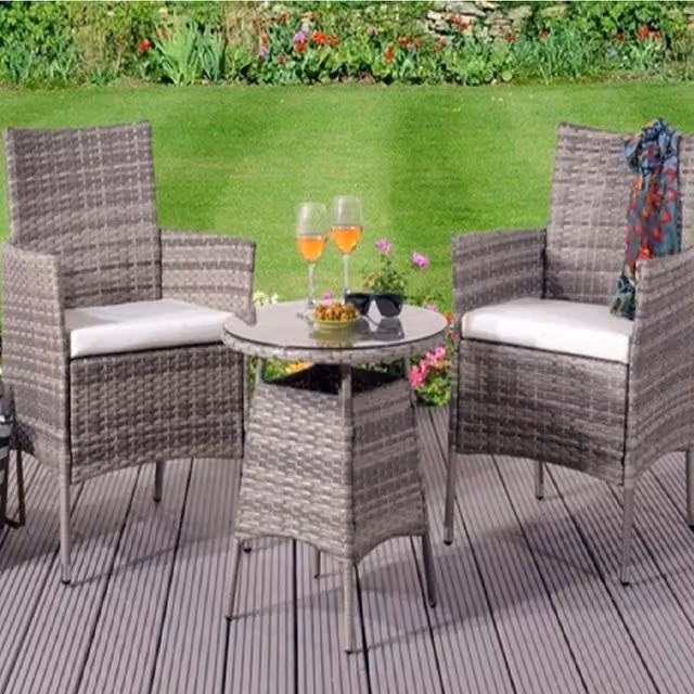 Comfy Living 3-Piece Grey Rattan Bistro Set with Glass Top and Metal Frame
