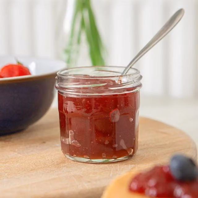 Argon Tableware Clear Glass Jam Jars with Metal Screw Lids, 130 ml, Pack of 24