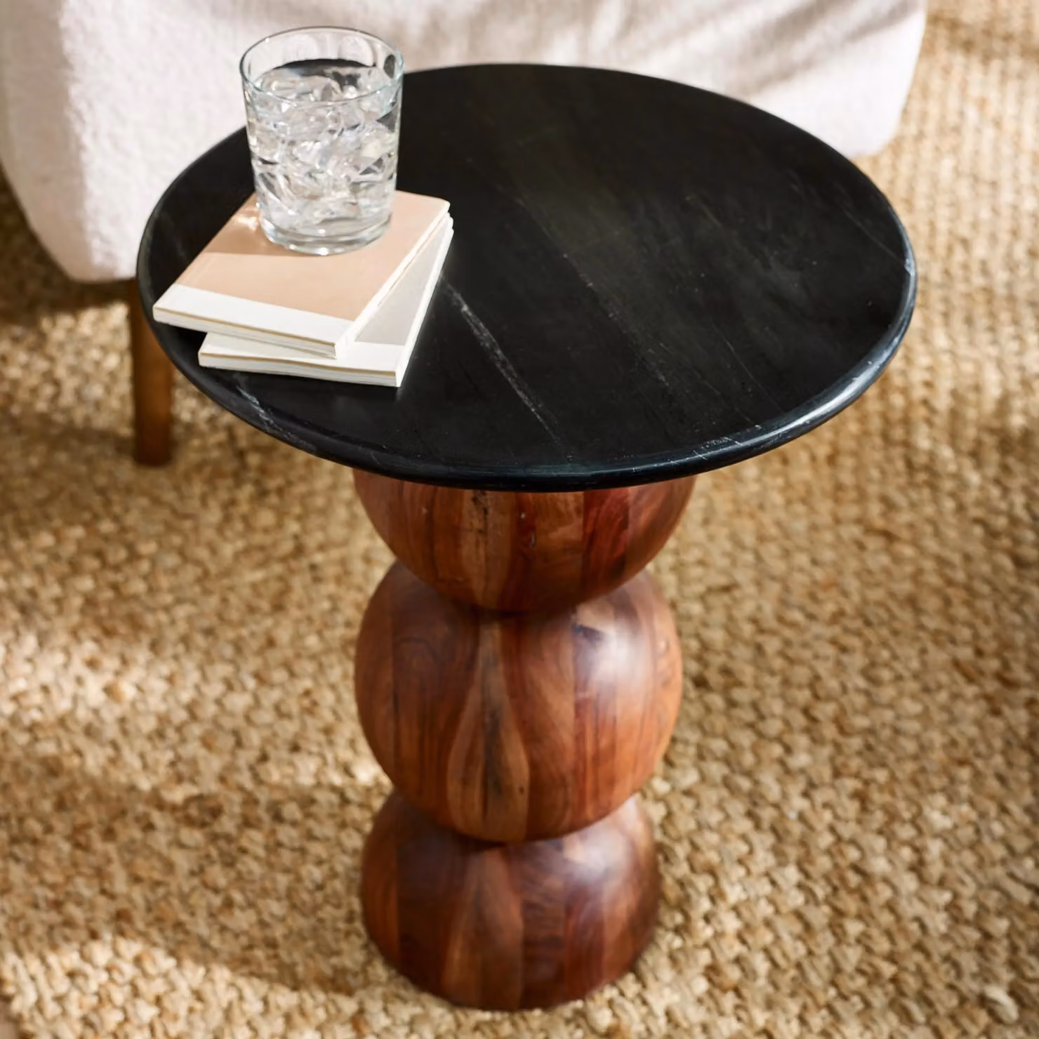 FurnitureboxUK Veer Round Black Marble and Solid Acacia Wood Side Table – 2