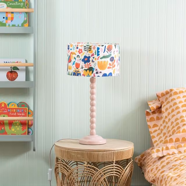 ValueLights Pink Bobbin Stem Table Lamp with Multicolour Kids Drum Shade and LED Bulb, Rose Pink/Jungle