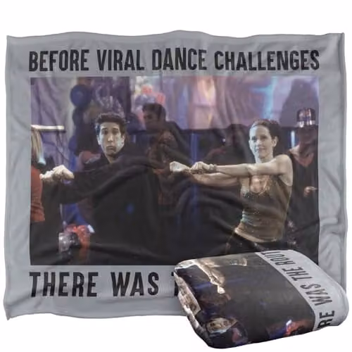 Warner Bros. Friends Before Viral Dance Super Soft Silky Touch Fleece Throw Blanket, Multicolour, W/H: 152.4 x 152.4 cm – 1