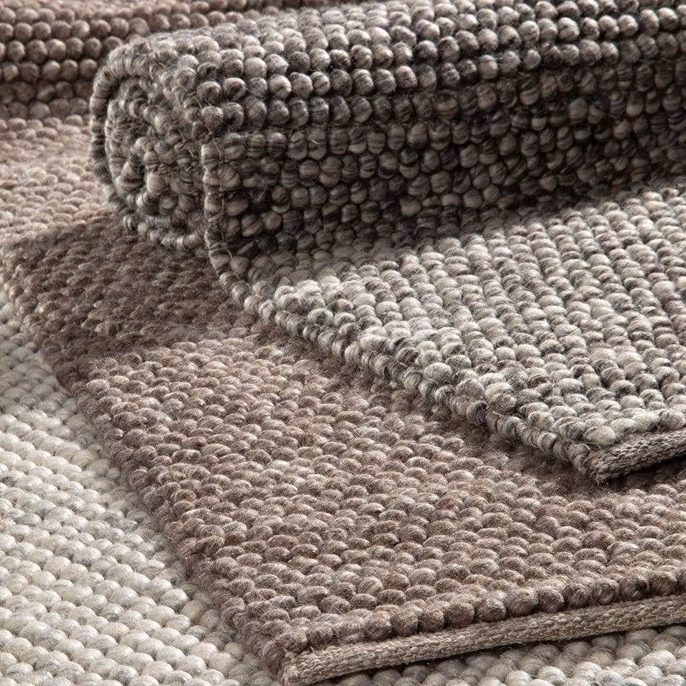 Esselle Delilah Mottled Wool Small Pebble Rug in Taupe, W: 120 cm, L: 170 cm – 3