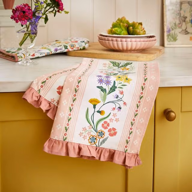 Ulster Weavers Petals and Prose Floral Print Cotton Tea Towel in Pink – 1