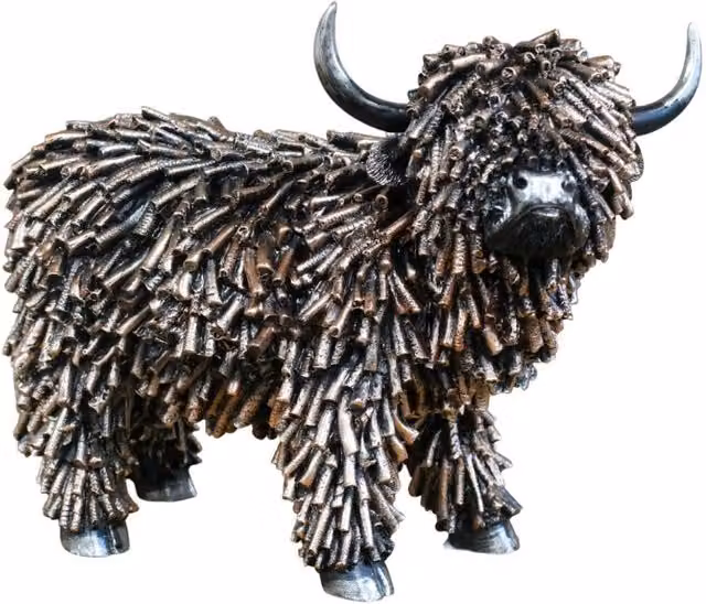 Gifts Direct 2 U Bronzed Highland Cow Metal Tabletop Ornament in Bronze