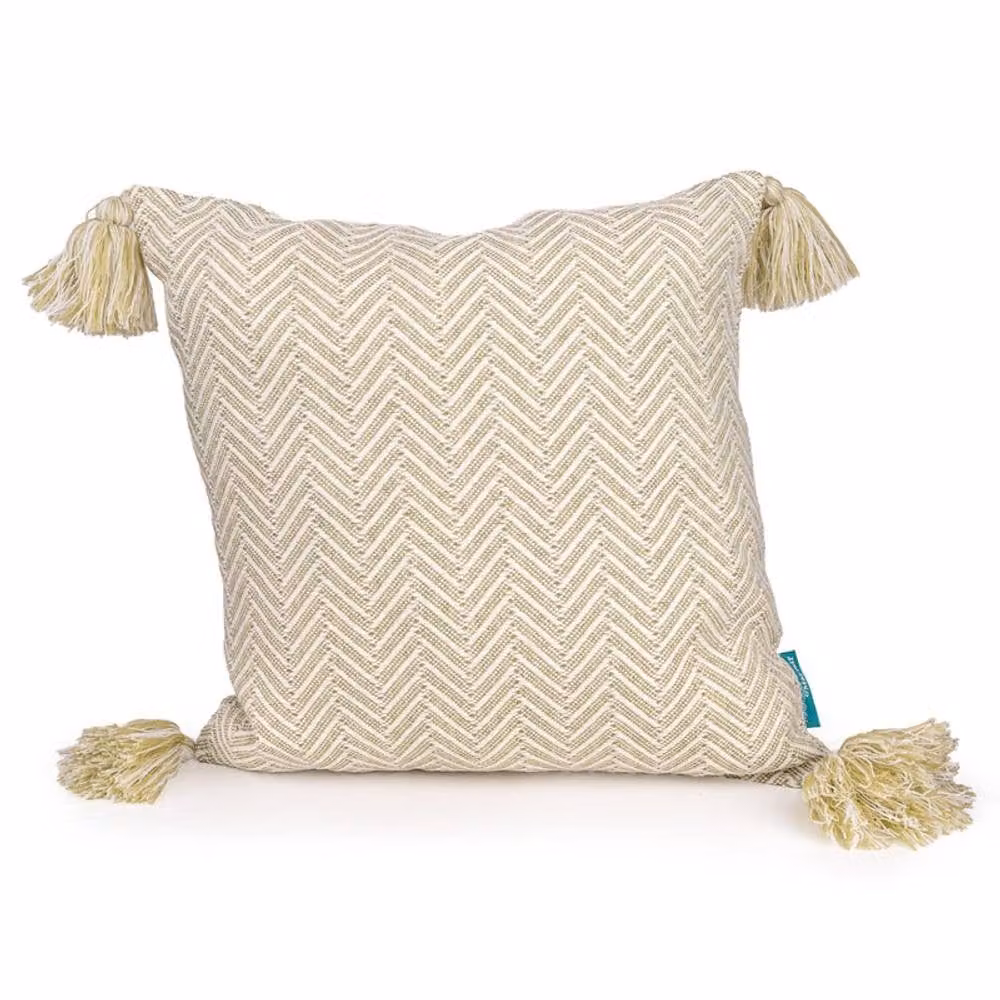 Madison & Mayfair Green Square Cushion with Tassels, W/D/H: 45 x 45 x 45 cm