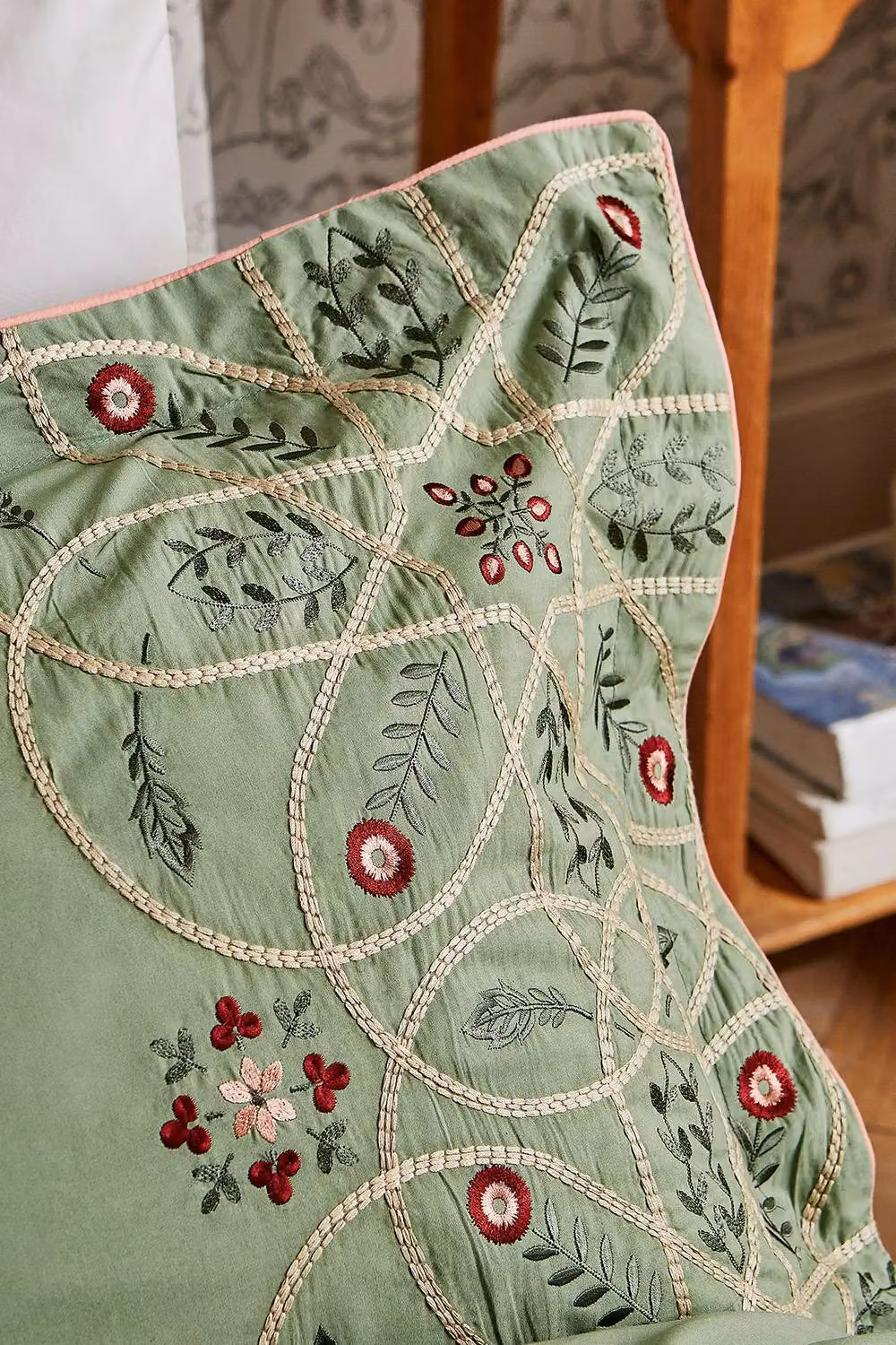Morris & Co Brophy Embroidery Cotton Percale Duvet Cover and Pillowcase Set, Green, W: 140 cm, L: 200 cm – 3