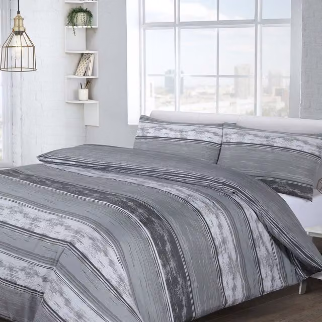 Velosso Modern Striped Duvet Cover and Pillowcase Set in Grey, 140 x 200 cm