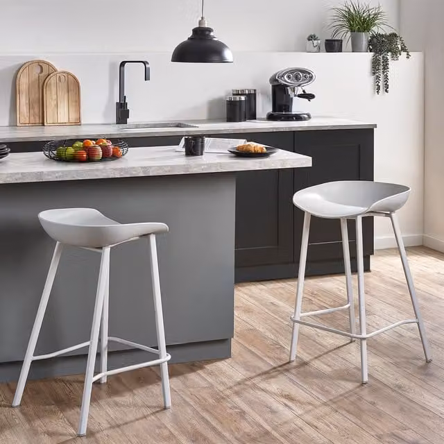 Julian Bowen Set of 2 Renzo Bar Stools in Grey