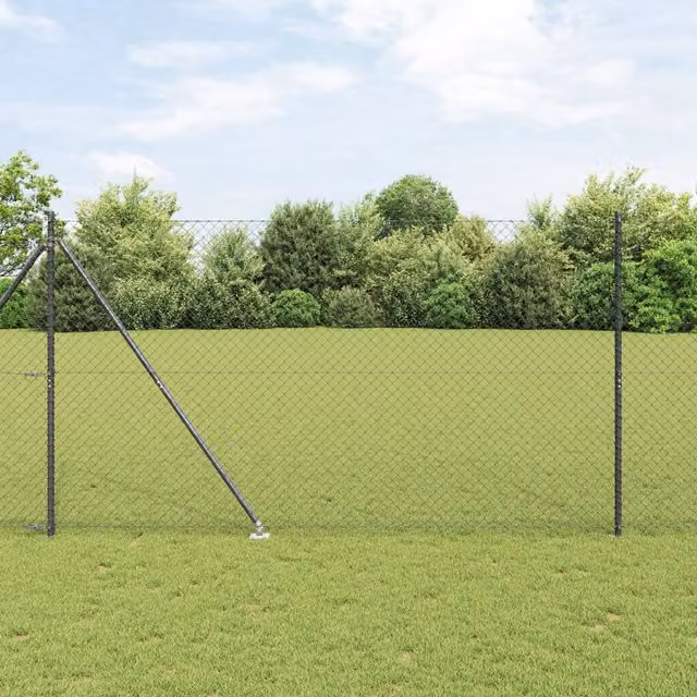 Berkfield Home Grey Galvanised Steel Chain Link Fence with 7 Spike Posts, W: 10 m, H: 1.5 m – 1