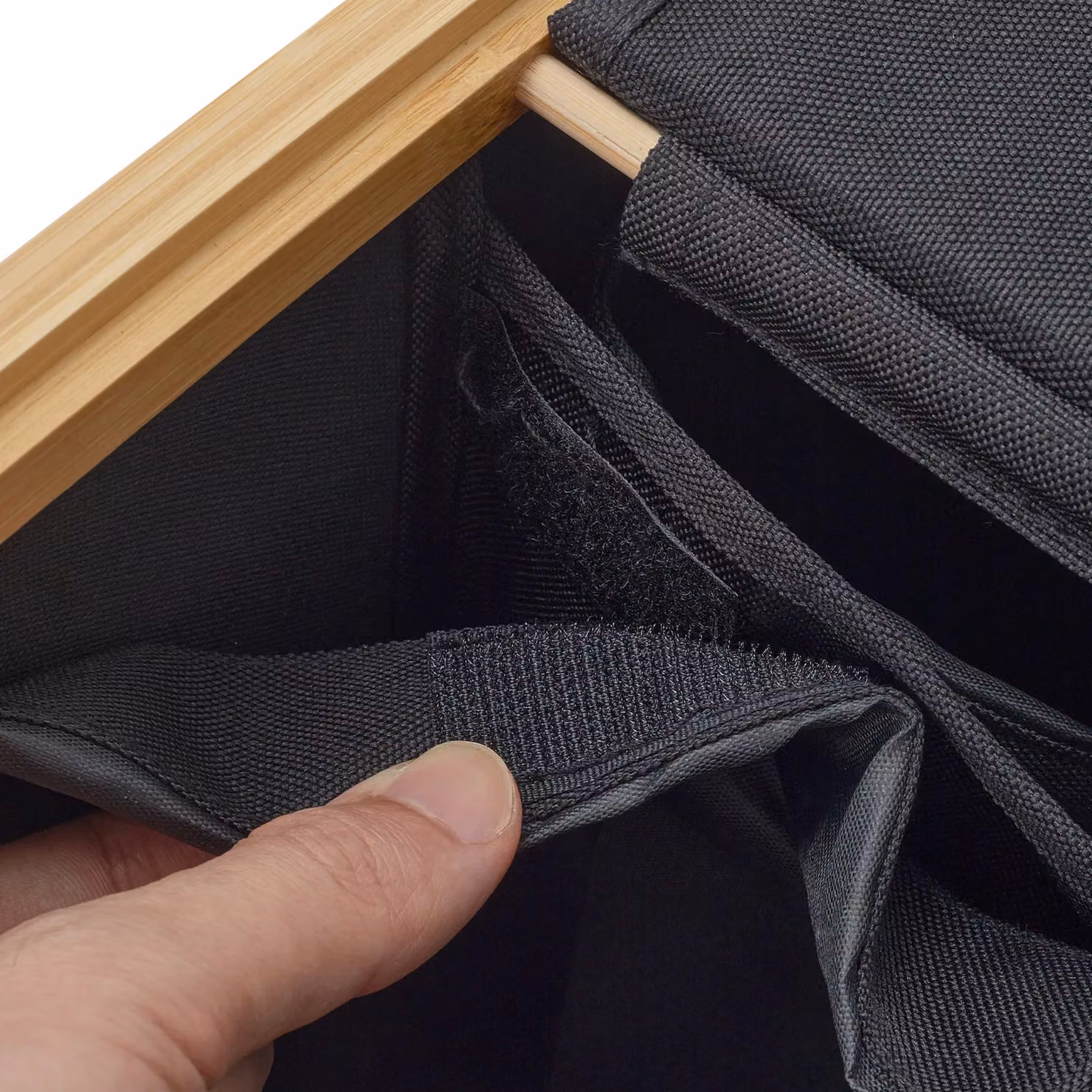 Living and Home 150L 2 Compartment Laundry Hamper with Lid and Removable Inner Bags, Black – 3