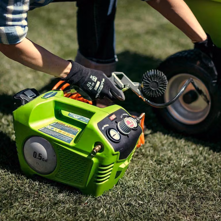 Greenworks 24V Cordless Air Compressor in Green (Battery and Charger Not Included)