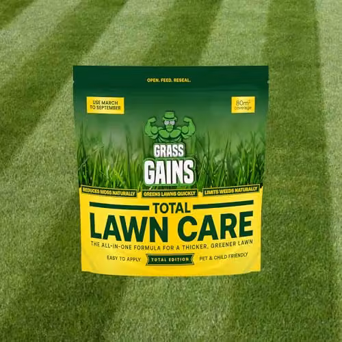 Grass Gains Total Lawn Care 3-in-1 Feed, Moss Control and Weed Suppressant, Covers 80m² – 2