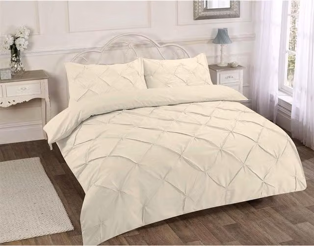 Homespace Direct Ltd Pintuck Pleated Duvet Cover and Pillowcase Set in Beige and Yellow, W: 140 cm, H: 200 cm, Pillowcase: 50 x 75 cm