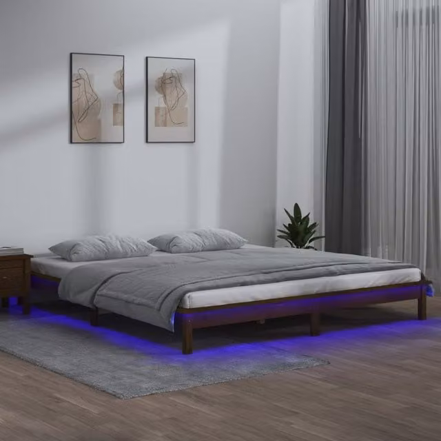 Berkfield Home Solid Wood LED Bed Frame with USB Charging Port and Under-bed Lighting, Brown, W: 140 cm, L: 200 cm