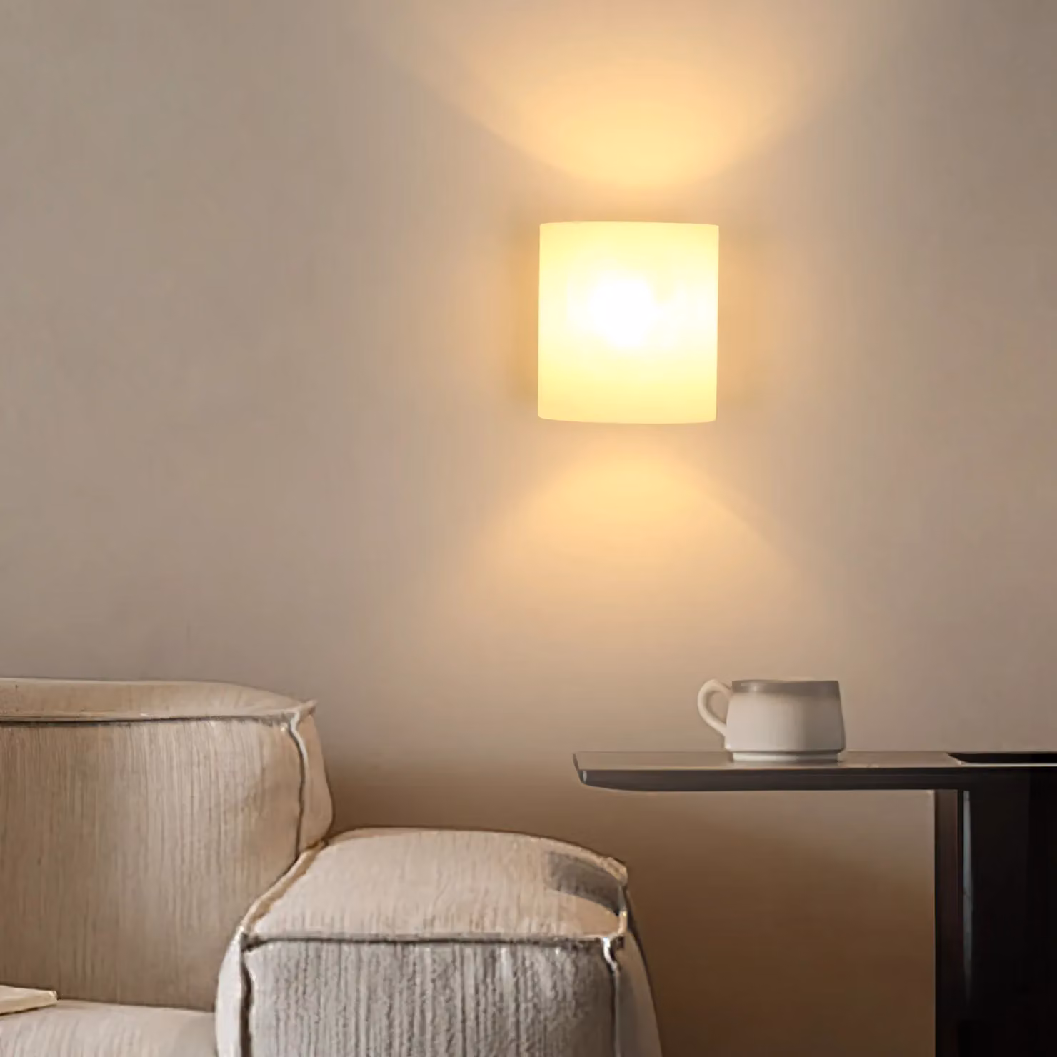 Pheashine Scandinavian Style Wooden LED Wall Light in Light Brown with E27 Socket – 2