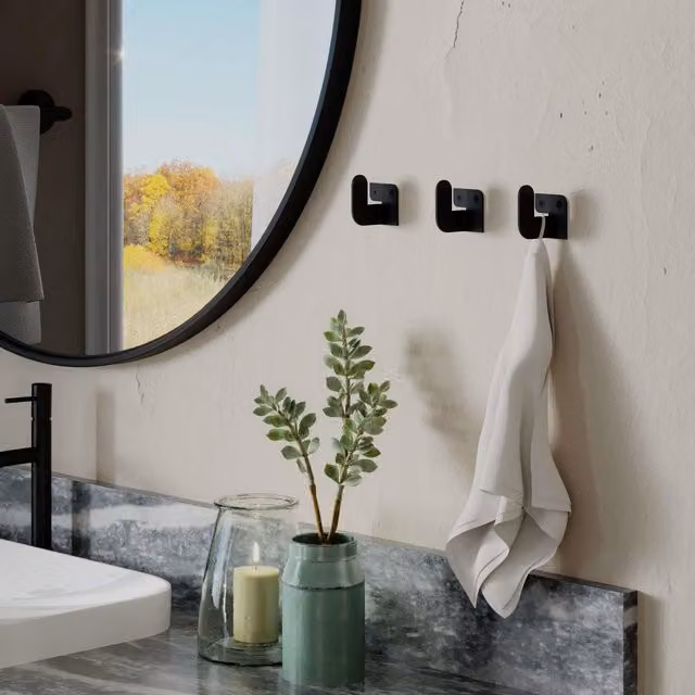 Decortie Luxa Modern Metal Single Hanger Coat Hook in Black