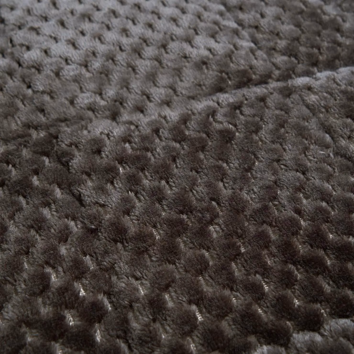 OHS Waffle Fleece Soft Warm Weighted Blanket, 8kg, Charcoal Grey, W/D/H: 150 x 180 cm – 4