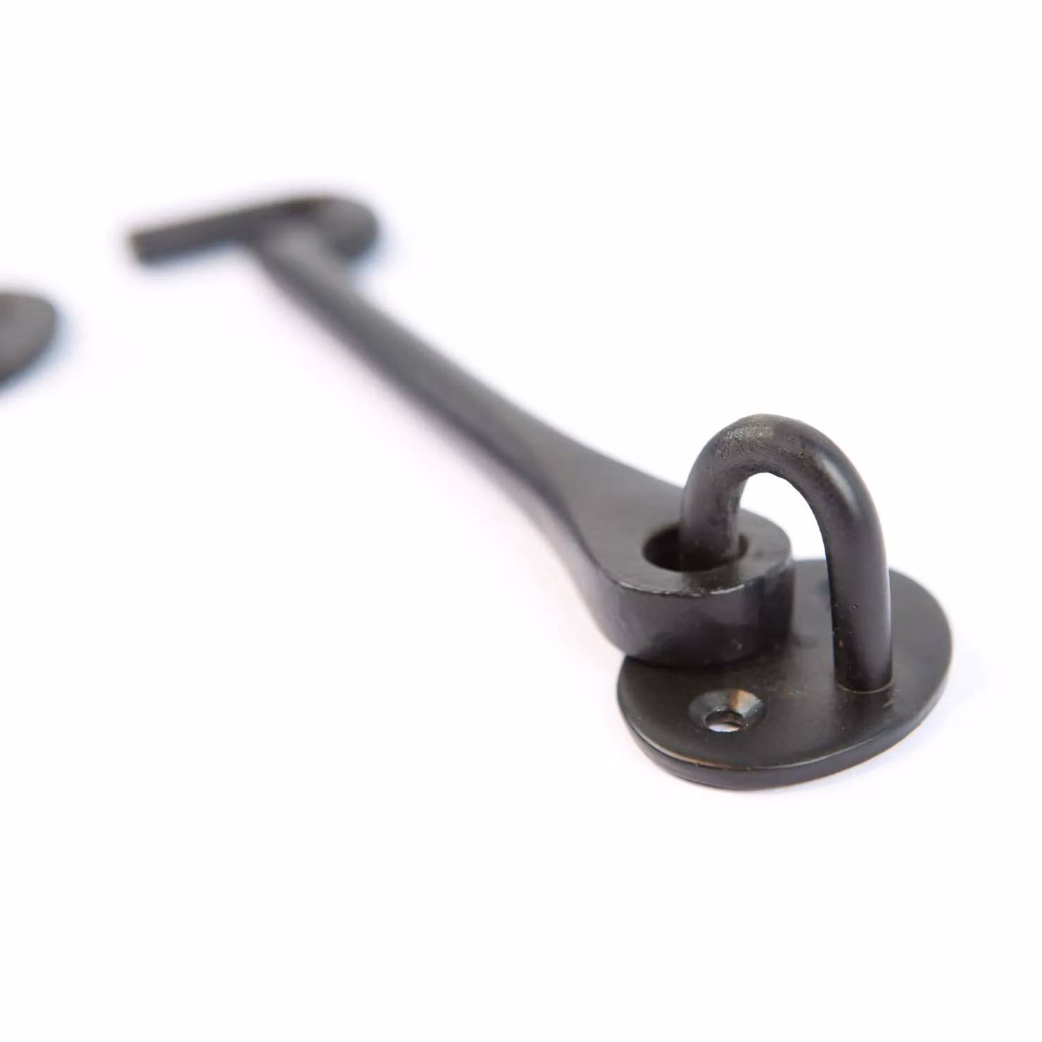 Hammer and Tongs Rustic Iron Cabin Hook and Eye, Black, W: 16.5 cm – 3