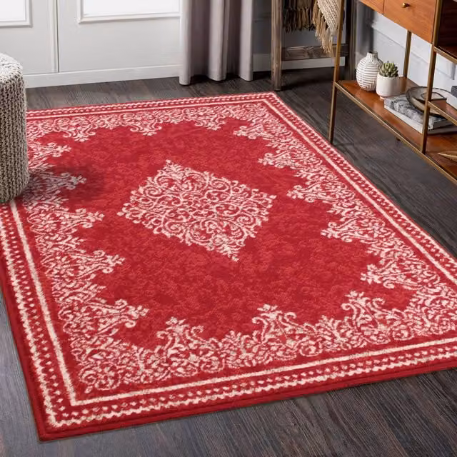 DS Living Medallion Red Oriental Rectangular Rug, W/D/H: 120 x 160 cm