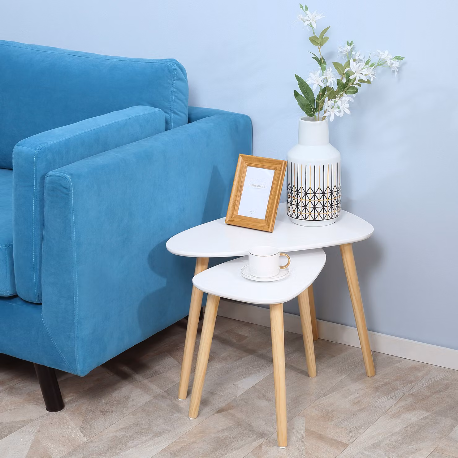HOMCOM Set of 2 Scandi Style Nesting Side Tables in White and Natural Wood Finish – 2