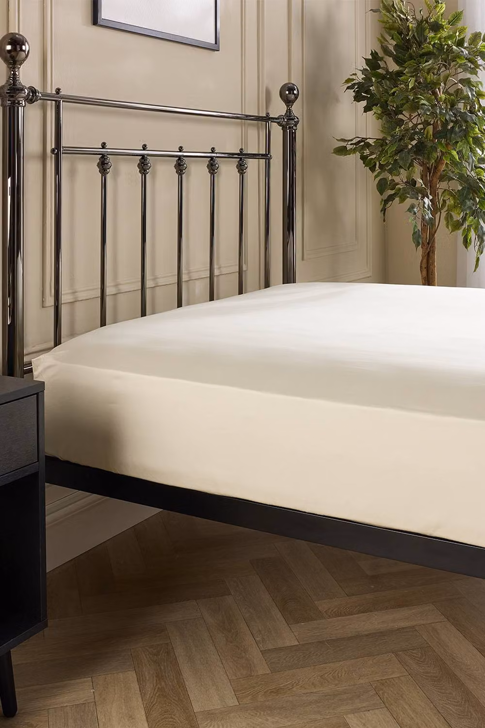 Hotel Pure Luxury 5 Star Single Fitted Sheet in Beige, W/D/H: 90 x 200 cm – 2