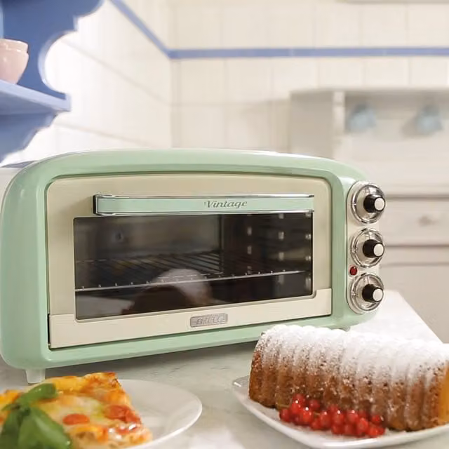 Ariete Vintage Style 18L Electric Mini Oven in Green