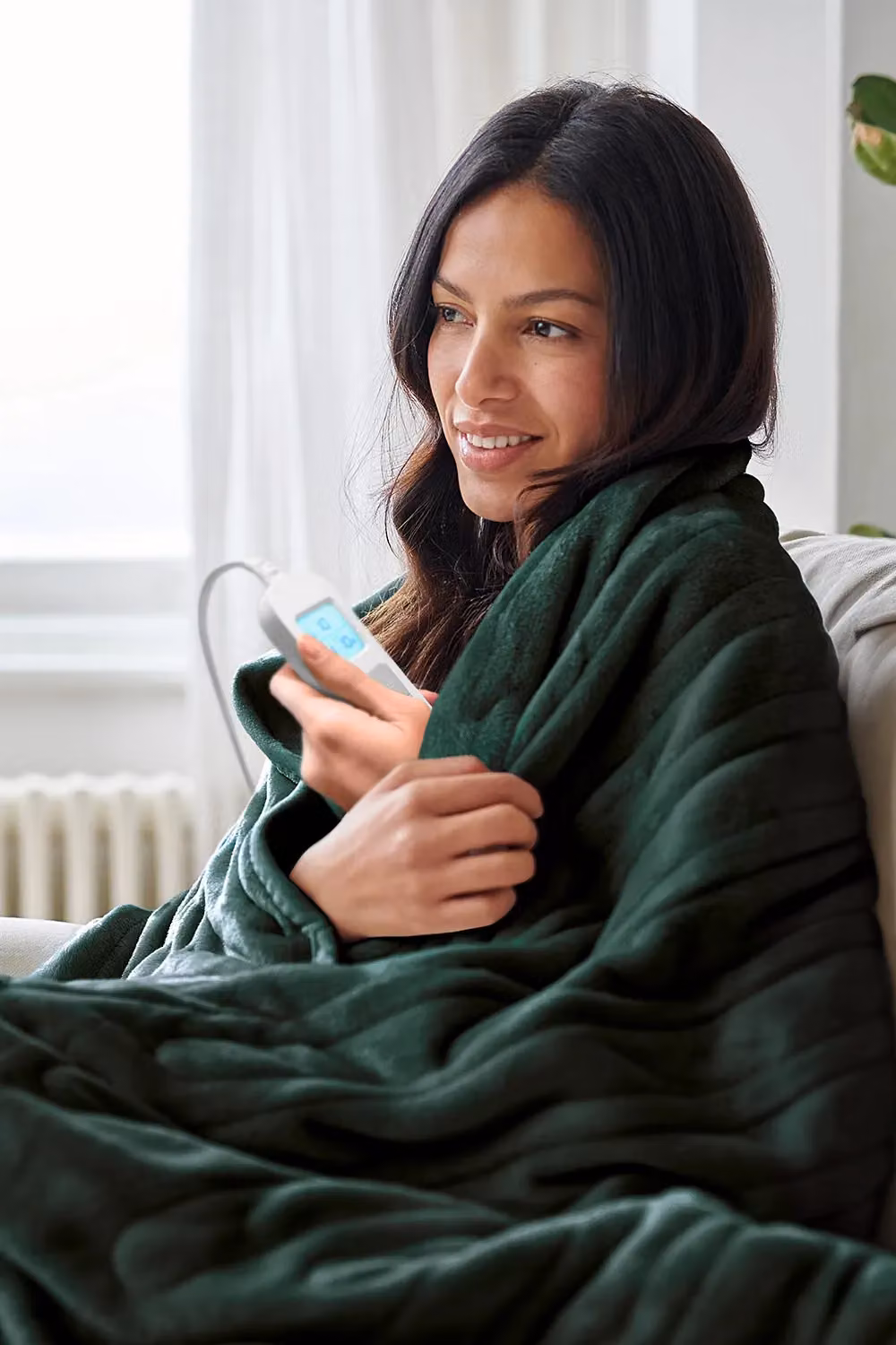Cosi Home Fleece Electric Heated Throw in Green – 3