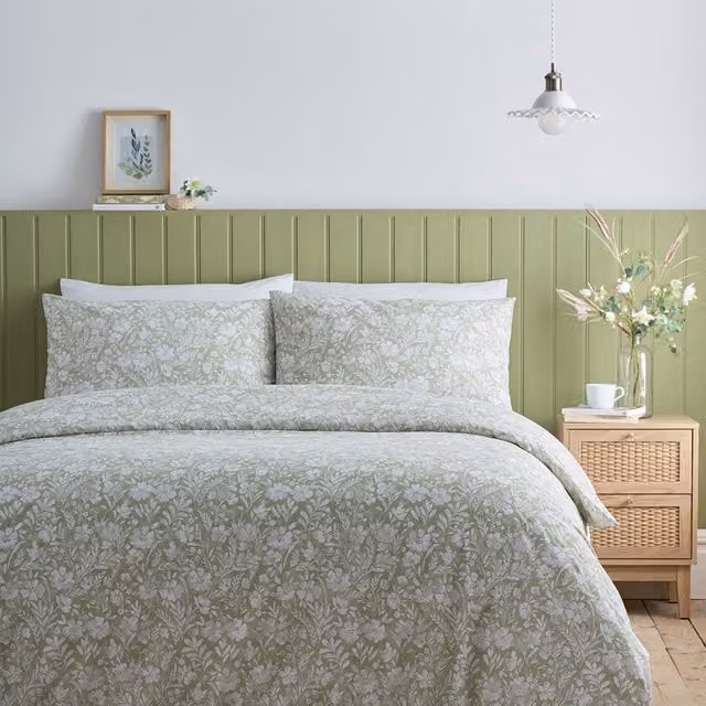 Charlotte Thomas Olivia Floral Duvet Cover and Pillowcase Set in Green and Grey, W: 200 cm x D: 200 cm