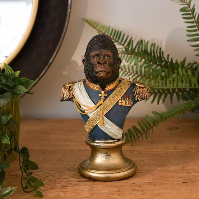 Madison & Mayfair Gentry Gorilla Bust Sculpture in Blue, H: 24.5 cm x W: 16.0 cm x D: 10.5 cm – 1