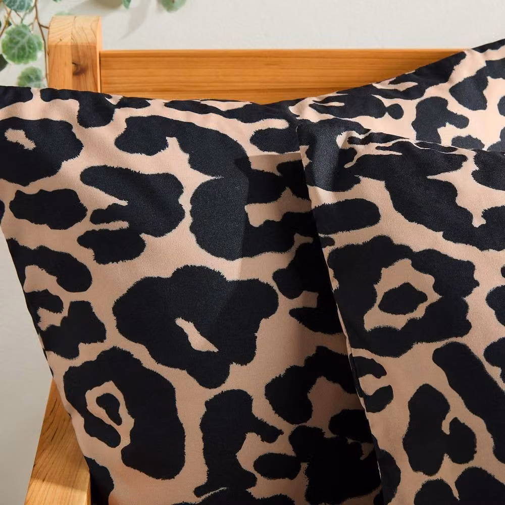 OHS Set of 2 Animal Print Outdoor Garden Cushion Covers, Multicolour, W/D/H: 45 x 45 x 45 cm – 2