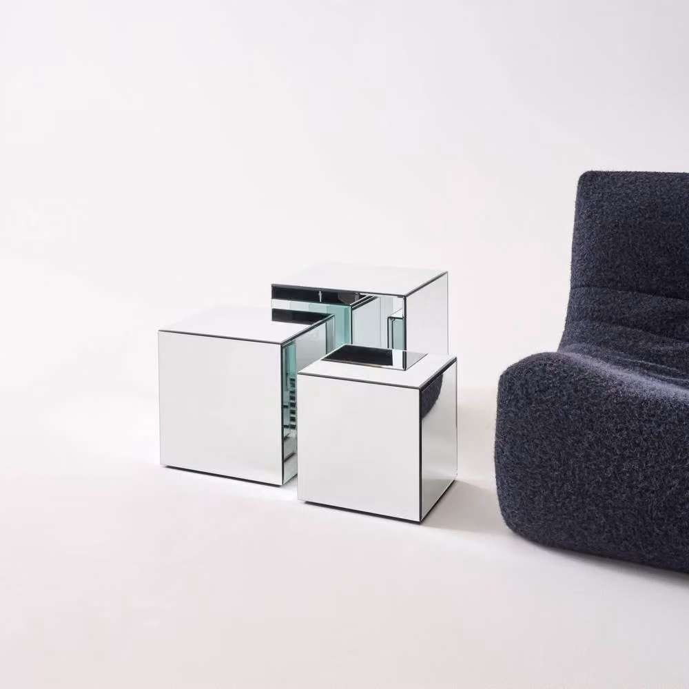 sweeek Cubic Mirror Coffee Table, Side Table or Bedside Table in Clear Glass, W/D/H: 30 x 30.8 x 30 cm – 2