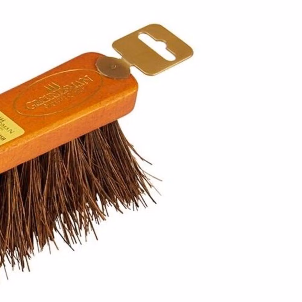 Groundsman Bassine Hand Brush in Brown – 2