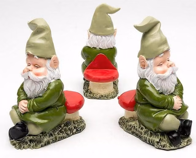 Jardinopia Sleeping Gnome Plant Pot Feet, Set of 3, Green