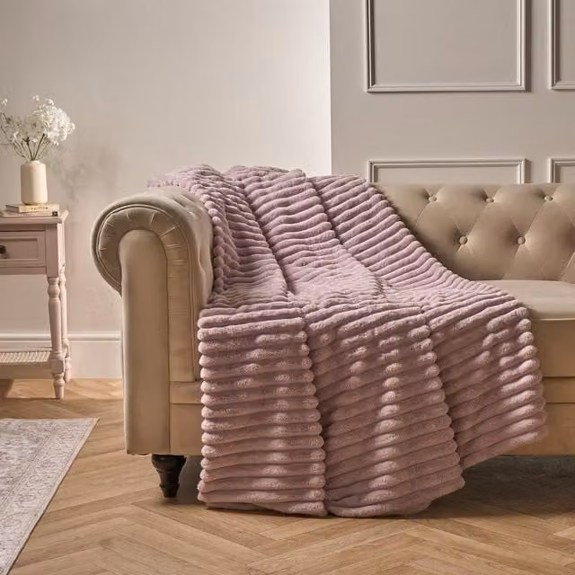 OHS Faux Fur Thick Ribbed Throw in Purple