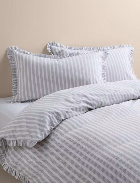 M&S Pure Cotton Narrow Stripe Ruffle Bedding Set in Grey Mix, W: 140 cm, L: 200 cm