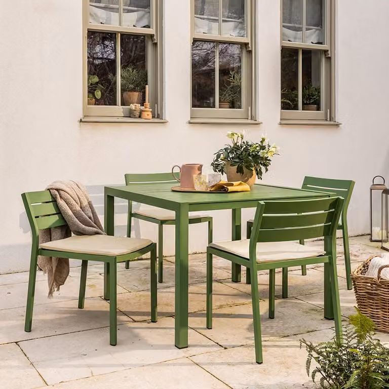 Atkin & Thyme Anna 4 Seat Dining Set in Matt Green
