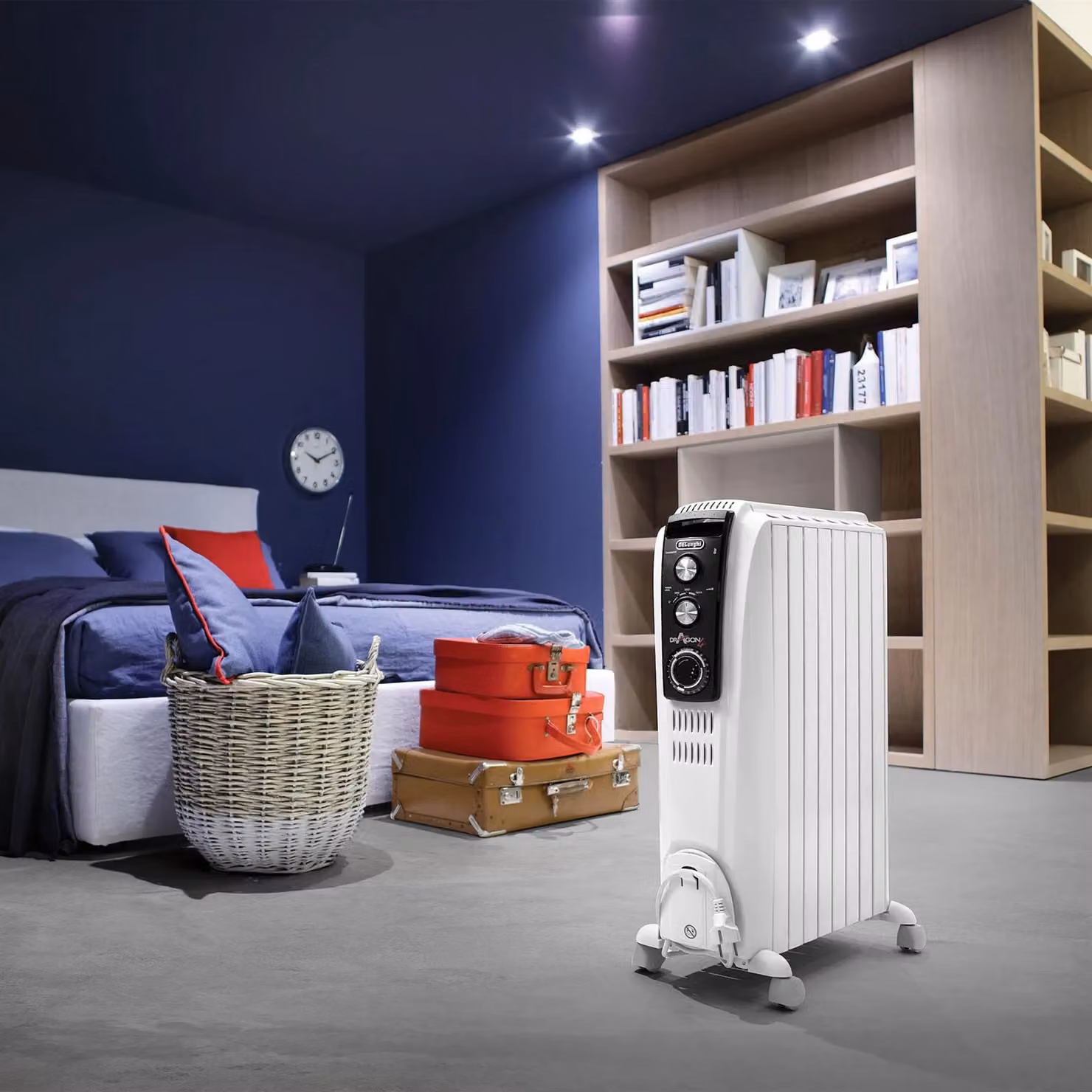 De'Longhi Dragon 4 2kW Freestanding Oil Filled Radiator in White – 3