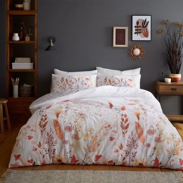 GAVENO CAVAILIA Meadow Floral Printed King Size Breathable Duvet Cover in Multicolour and White