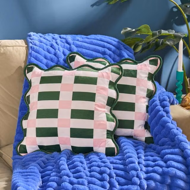 OHS Velvet Scallop Edge Cushion Covers in Green and Pink – 1