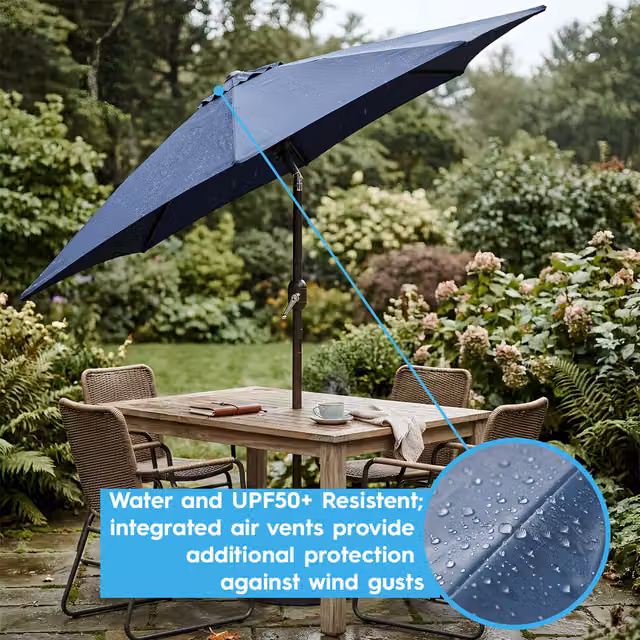 Harbour Housewares Tilting Garden Parasol in Green with UPF 50+ Protection and Steel Frame