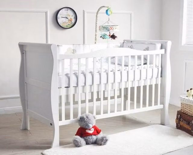 MCC Direct CozyCubs Savannah City Wooden Curved Sleigh Design Baby Cot Bed in White