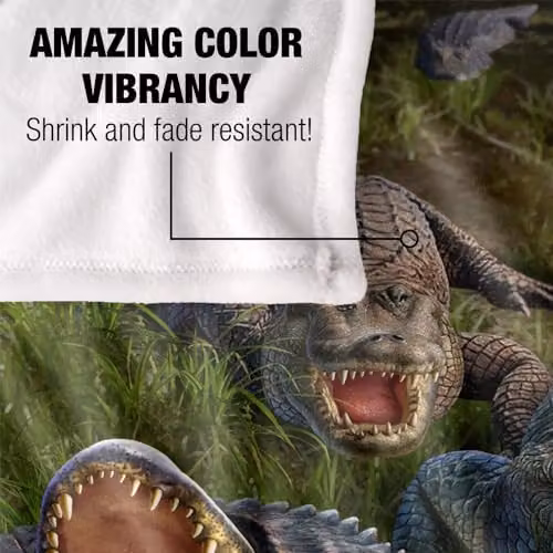 JQ Licensing Jlo Alligators Silky Touch Super Soft White Fleece Throw Blanket W: 152 cm, D: 127 cm – 3