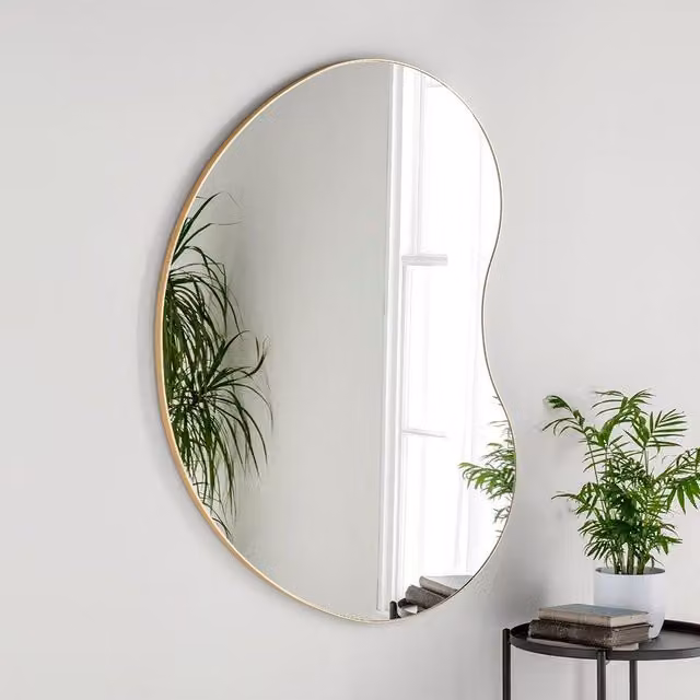 Yearn Mirrors Large Pebble Wall Mirror in Gold, W: 111 cm, H: 81 cm – 1