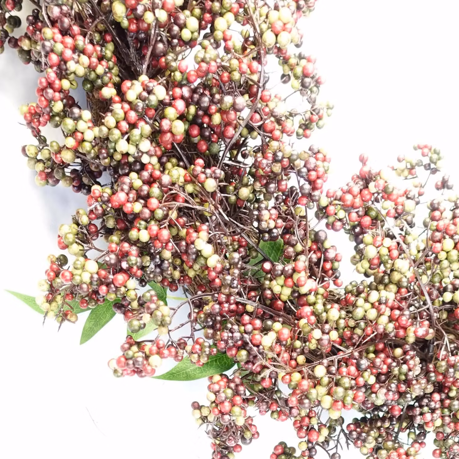 Leaf Hanging Round Artificial Wreath with Leaves in Green, Black, Red and Multicolour, Diameter: 55 cm – 5
