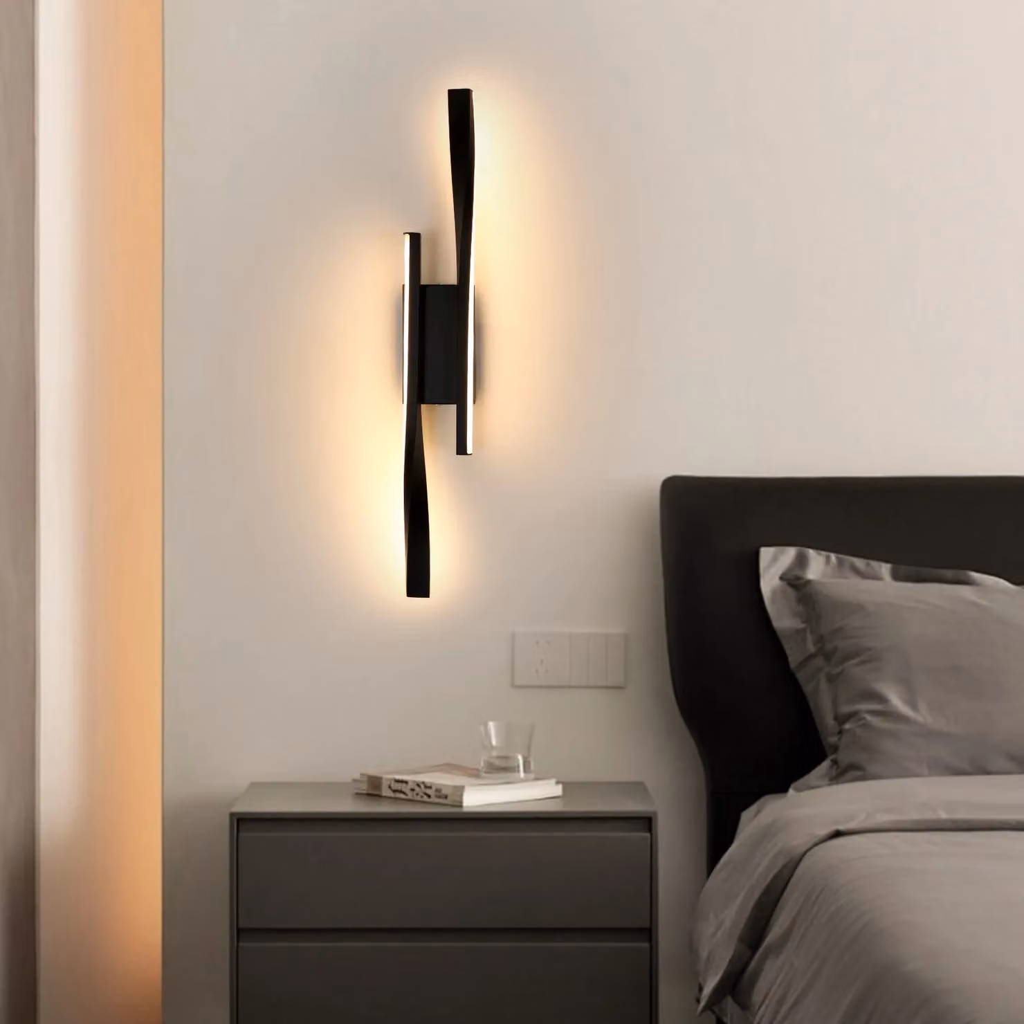COMELY Black Aluminium LED Indoor Wall Light with Warm White 3000K Up and Down Lighting – 2