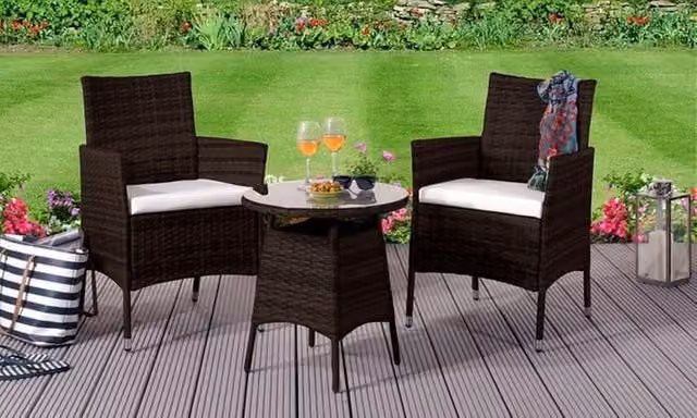 Comfy Living Ltd Rattan Garden Bistro Set with Round Table and 2 Chairs in Brown