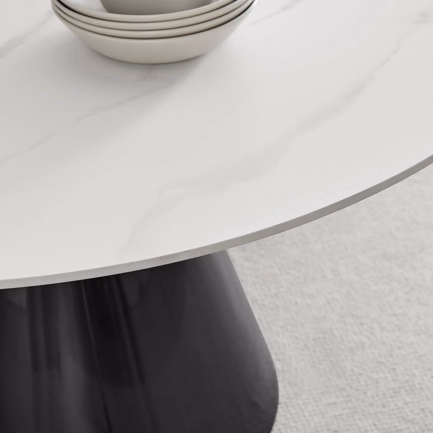 FurnitureboxUK Nina Round Ceramic Dining Table with White Marble Effect and Matt Finish in Off-White – 2